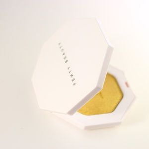 Fenty Beauty Makeup - Fenty Beauty Killawatt Trophy Wife Fenty Beauty Makeup - Fenty Beauty Killawatt Trophy Wife